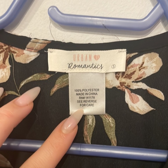 Floral T-shirt! - Picture 2 of 2